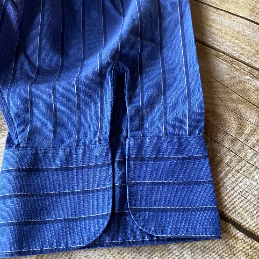 2/$15 Express blue button down - Picture 5 of 5